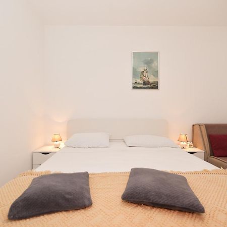 Apartment Pantalon, Big Terrace And Free Parking Zadar Buitenkant foto