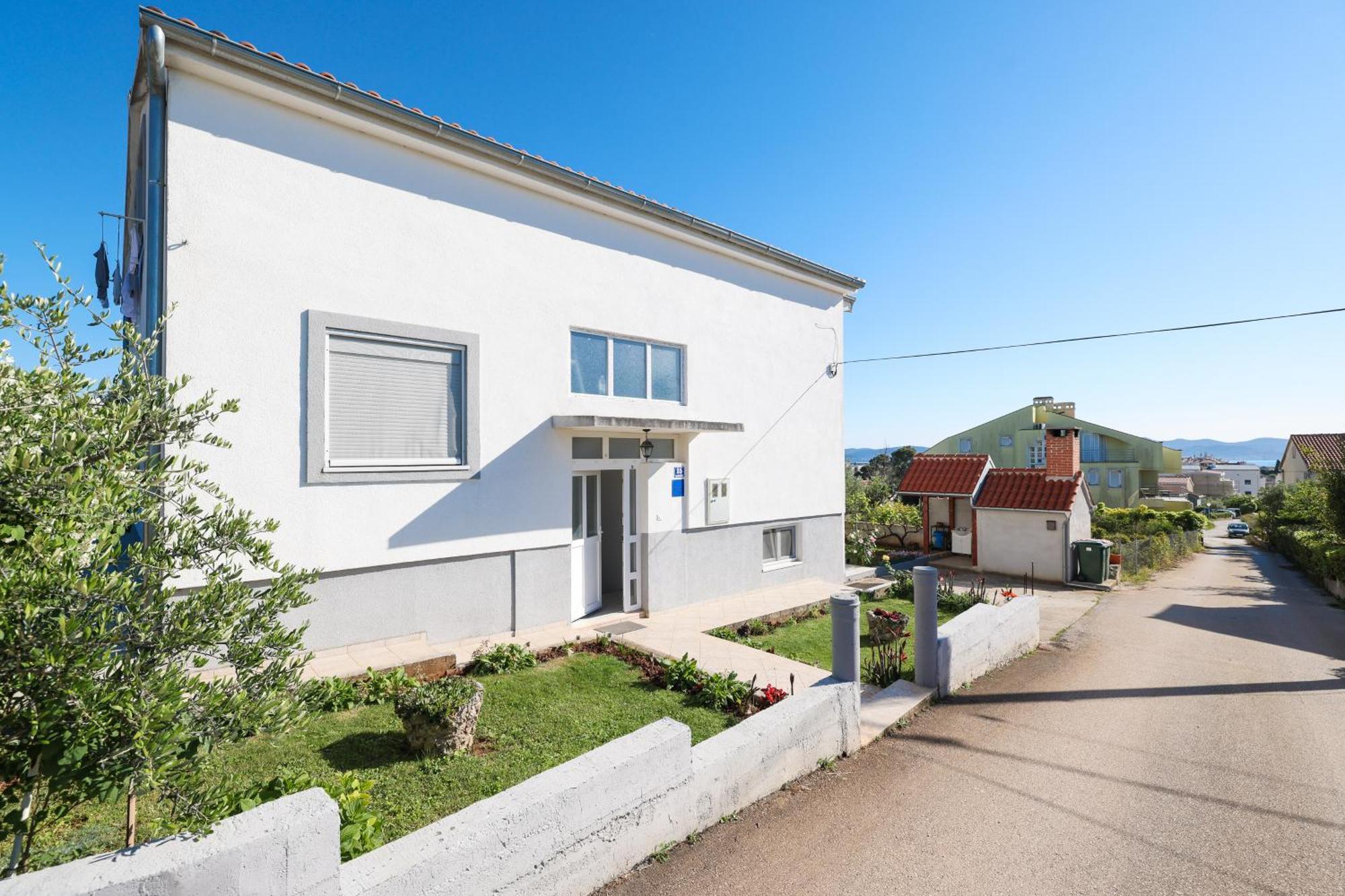 Apartment Pantalon, Big Terrace And Free Parking Zadar Buitenkant foto