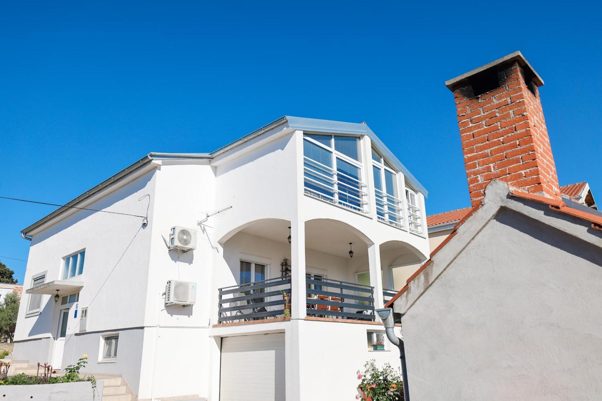 Apartment Pantalon, Big Terrace And Free Parking Zadar Buitenkant foto
