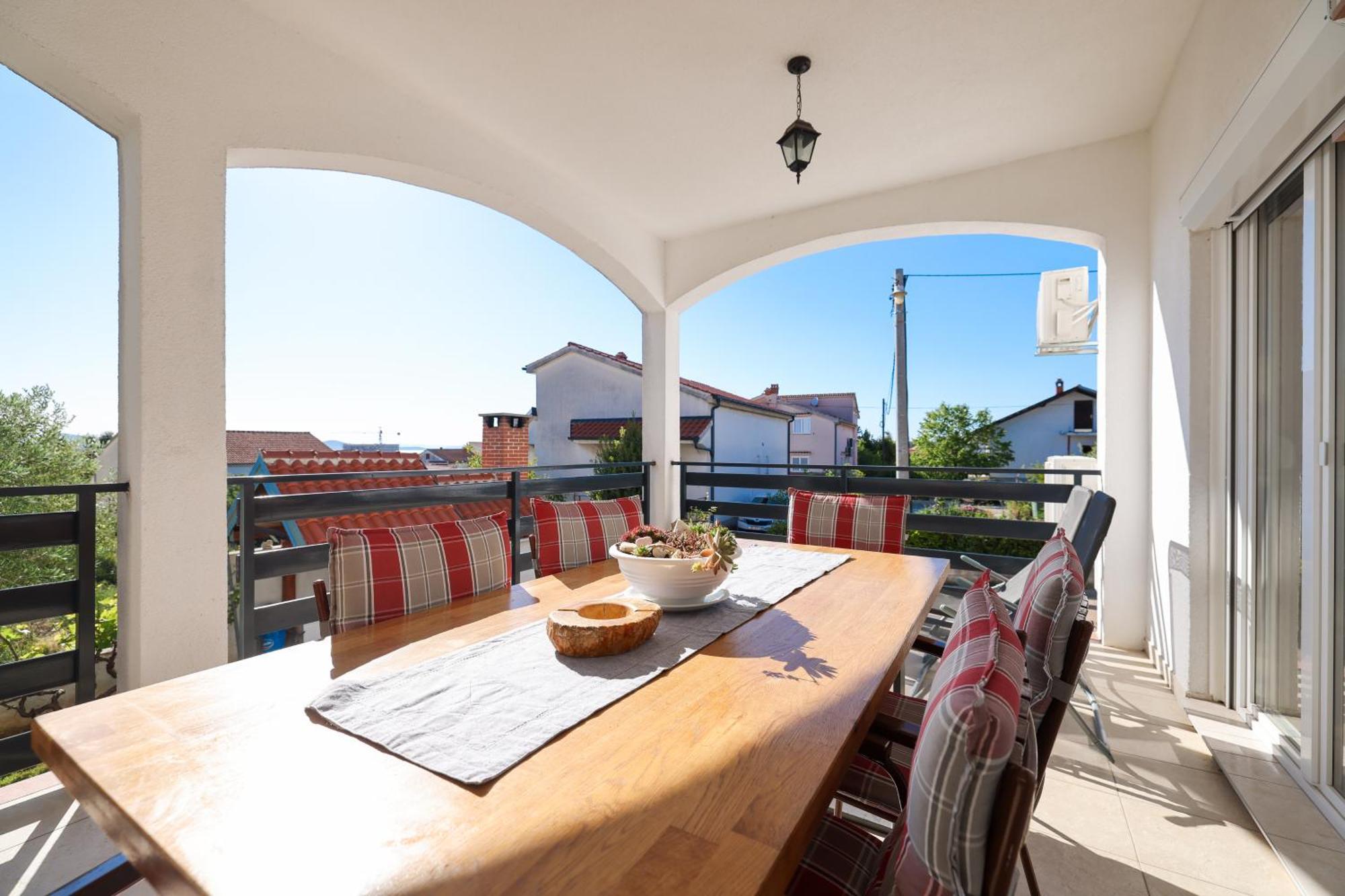 Apartment Pantalon, Big Terrace And Free Parking Zadar Buitenkant foto