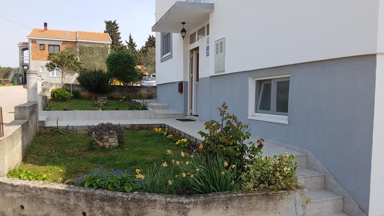 Apartment Pantalon, Big Terrace And Free Parking Zadar Buitenkant foto