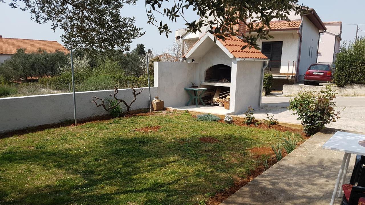 Apartment Pantalon, Big Terrace And Free Parking Zadar Buitenkant foto