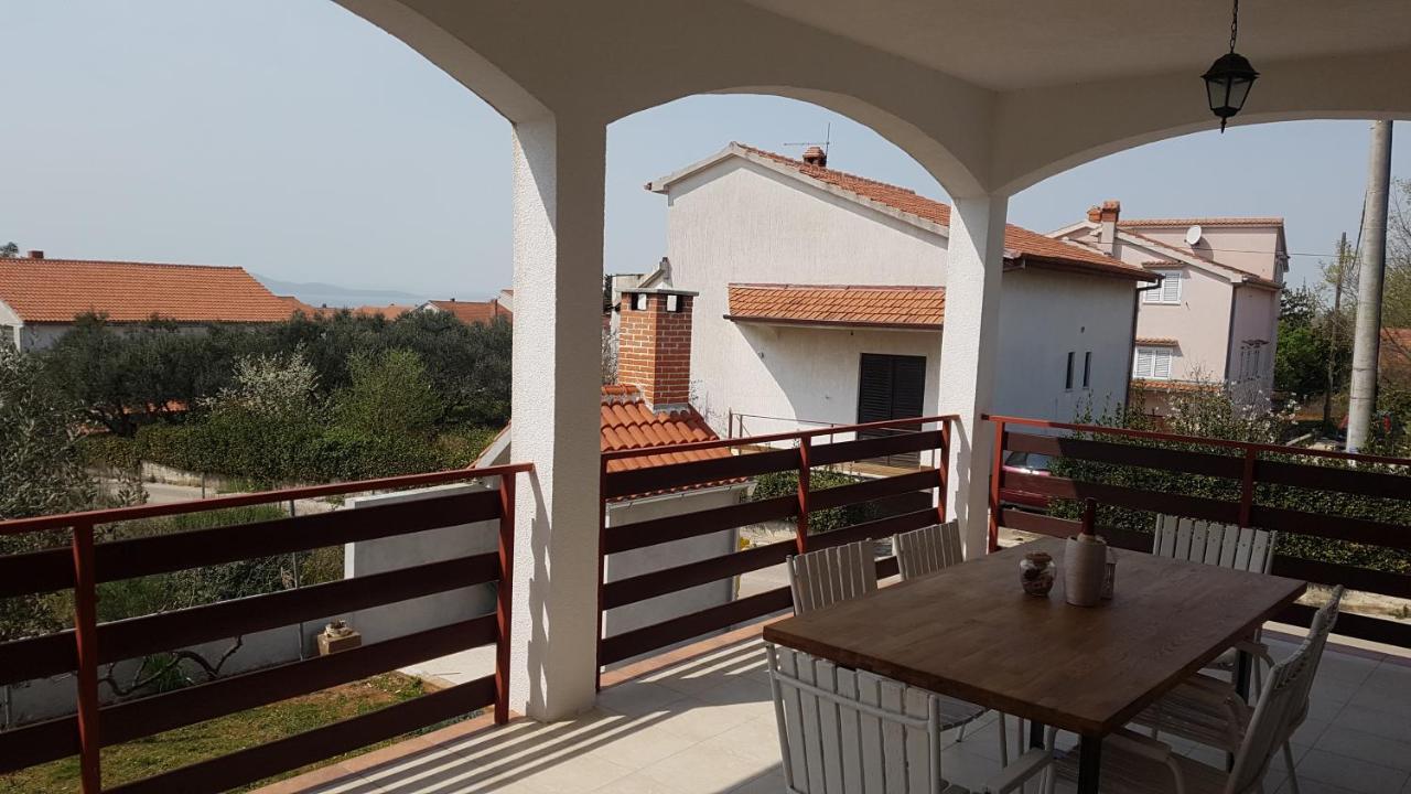 Apartment Pantalon, Big Terrace And Free Parking Zadar Buitenkant foto
